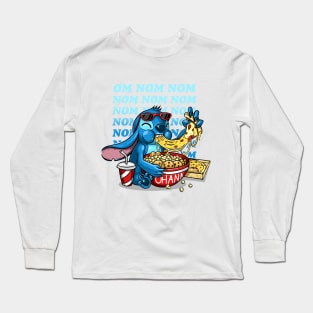 Om nom nom ! Long Sleeve T-Shirt